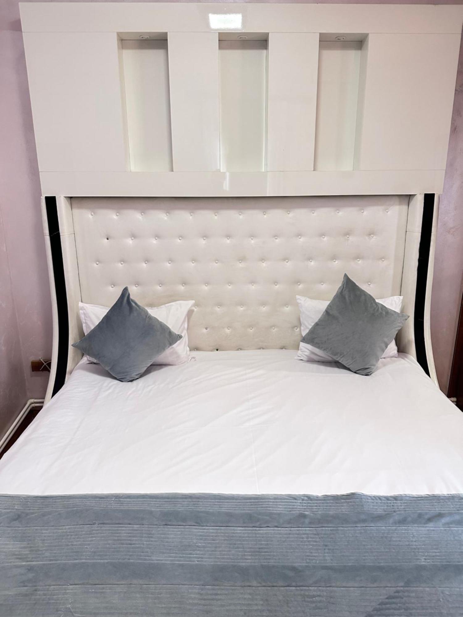 Yerevan Hotel Phòng bức ảnh
